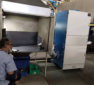 電機(jī)公司打磨鋁粉安裝濾筒除塵器