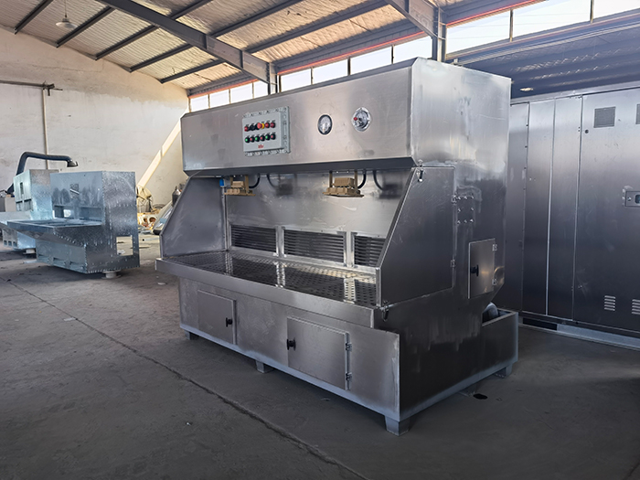 發貨廣州-2.5米不銹鋼濕式打磨臺(圖3)