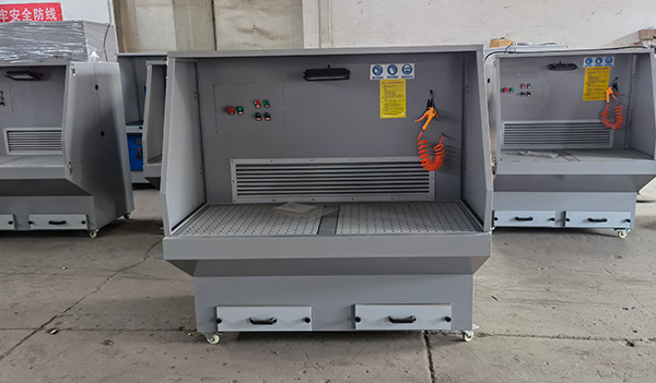 日用金屬制品打磨粉塵處理，可以上哪些除塵設備？一起來看看