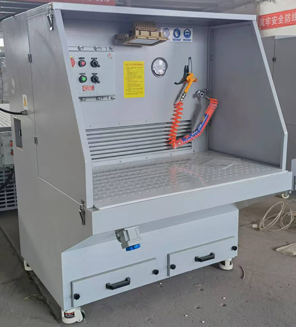 五金件打磨除塵臺怎么選？