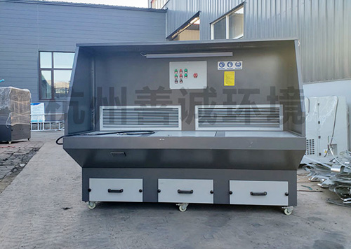 發貨南京-2米金屬打磨工作臺(圖1)